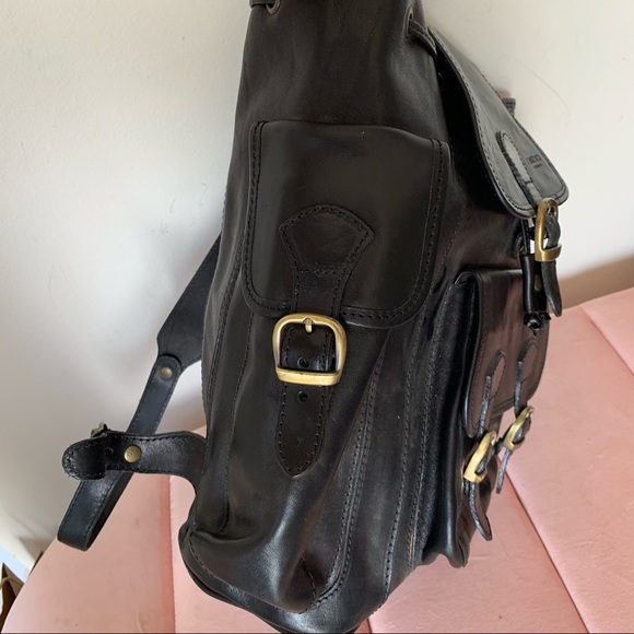 Medici Stefano Three Italian Leather Backpack blck main image 6